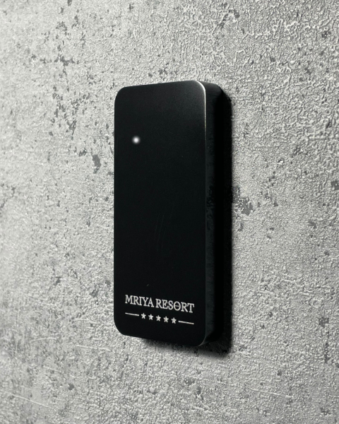 Логотип компании на ваших считывателях СКУД от 1 штуки.