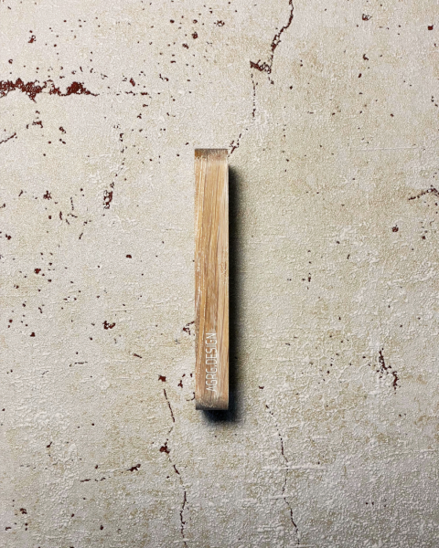 Премиальные считыватели из массива натурального дерева и искусственного камня AGRG® AXI для любой современной СКУД.