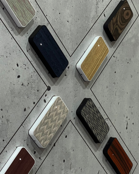 Уникальные считыватели для СКУД из камня и массива дерева AGRG® AXI.