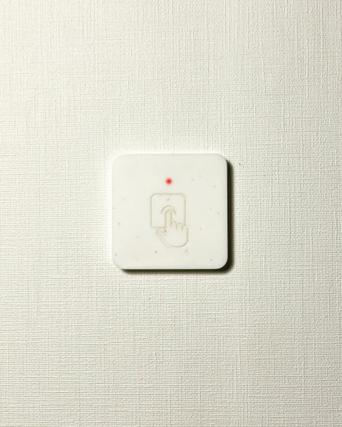 AGRG® AXI CUSTOM из камня: кнопка выхода в индивидуальном исполнении, под стиль интерьера.